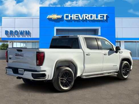 New 2026 GMC Sierra 1500 Elevation image 3