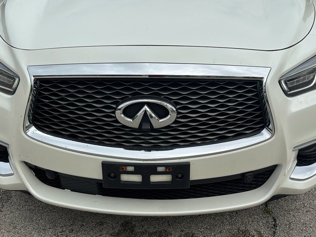Used 2017 INFINITI QX60 Luxe w/ Deluxe Technology Package AWD/4WD image 12