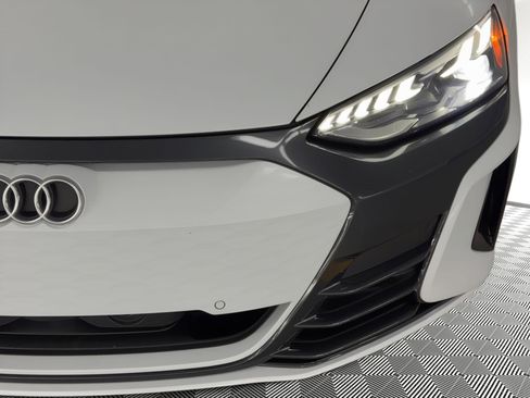 Used 2023 Audi e-tron GT Prestige w/ Prestige Package image 11