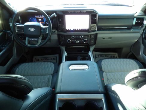 Used 2023 Ford F250 Limited w/ FX4 Off-Road Package image 40