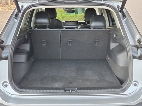 Used 2026 Volkswagen Tiguan SE FWD image 6