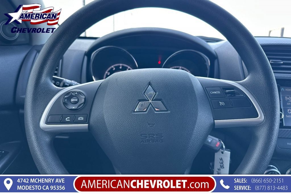 Used 2025 Mitsubishi Outlander Sport ES AWD/4WD image 29