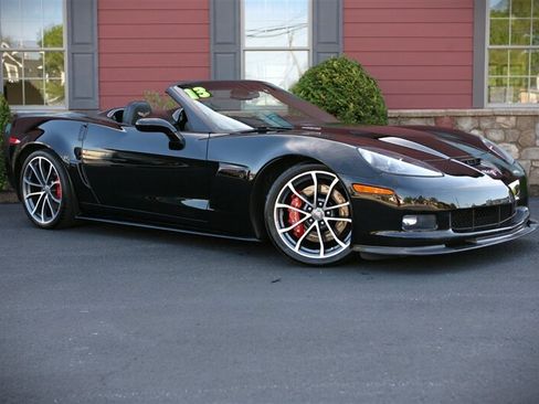 Used 2013 Chevrolet Corvette 427 w/ 1SB Preferred Equipment Group RWD image 8
