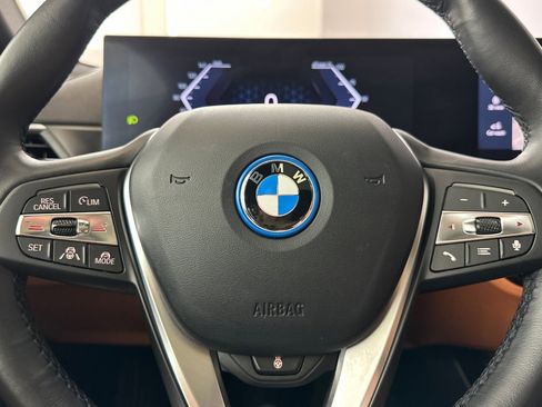 Certified 2023 BMW i4 eDrive35 image 17