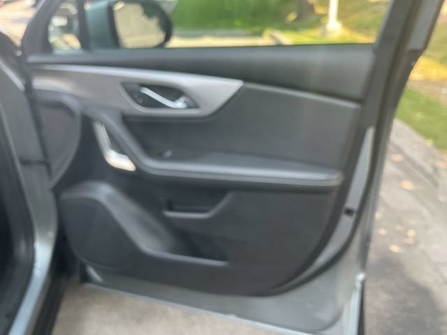 Used 2025 Chevrolet Blazer LT AWD/4WD image 23