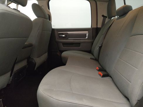 Used 2020 RAM 1500 Classic SLT RWD image 18
