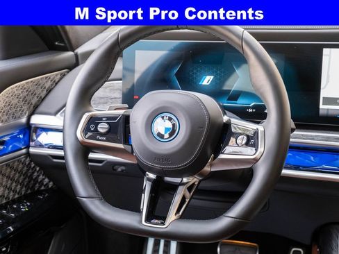 Used 2024 BMW i7 xDrive60 w/ Executive Package AWD/4WD image 24