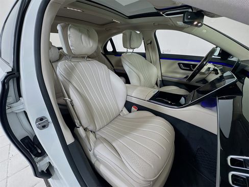 Used 2023 Mercedes-Benz S 500 S 500 image 27