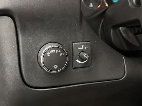 Used 2016 GMC Savana 2500 RWD image 15