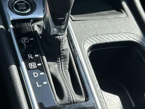 Used 2024 Nissan Sentra SV FWD image 30
