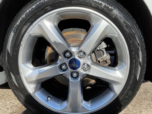 Used 2014 Ford Fusion SE w/ Equipment Group 201A image 13