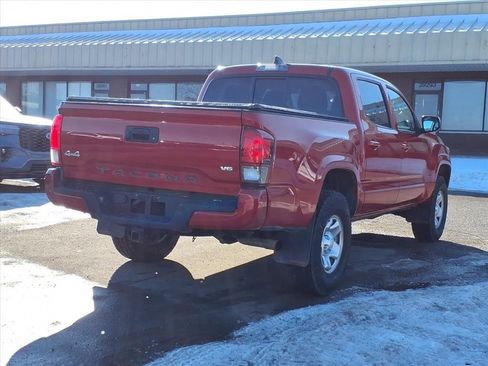 Used 2020 Toyota Tacoma SR image 5