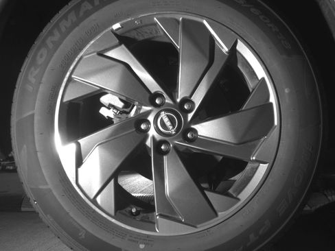 Used 2025 Nissan Rogue SV image 15