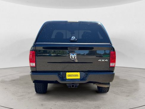 Used 2018 RAM 1500 Express AWD/4WD image 6