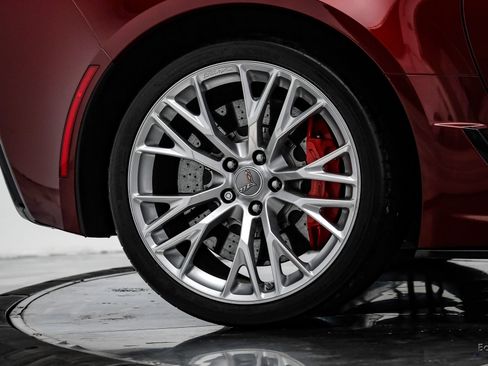 Used 2018 Chevrolet Corvette Z06 RWD image 84