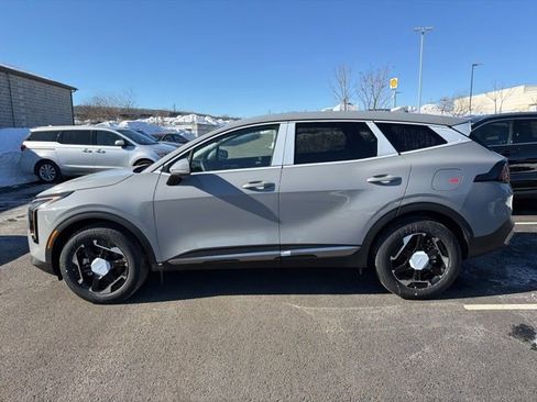 New 2026 Kia Sportage S image 5