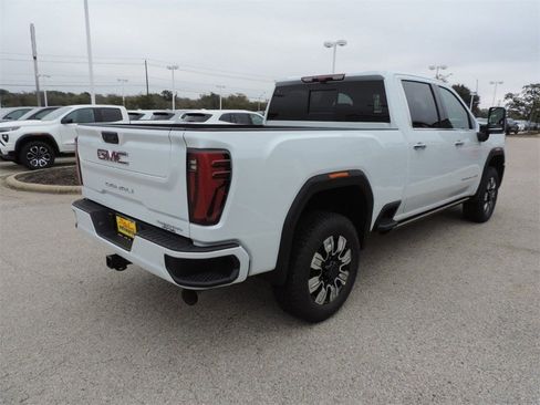 New 2026 GMC Sierra 2500 Denali w/ Denali Reserve Package image 5