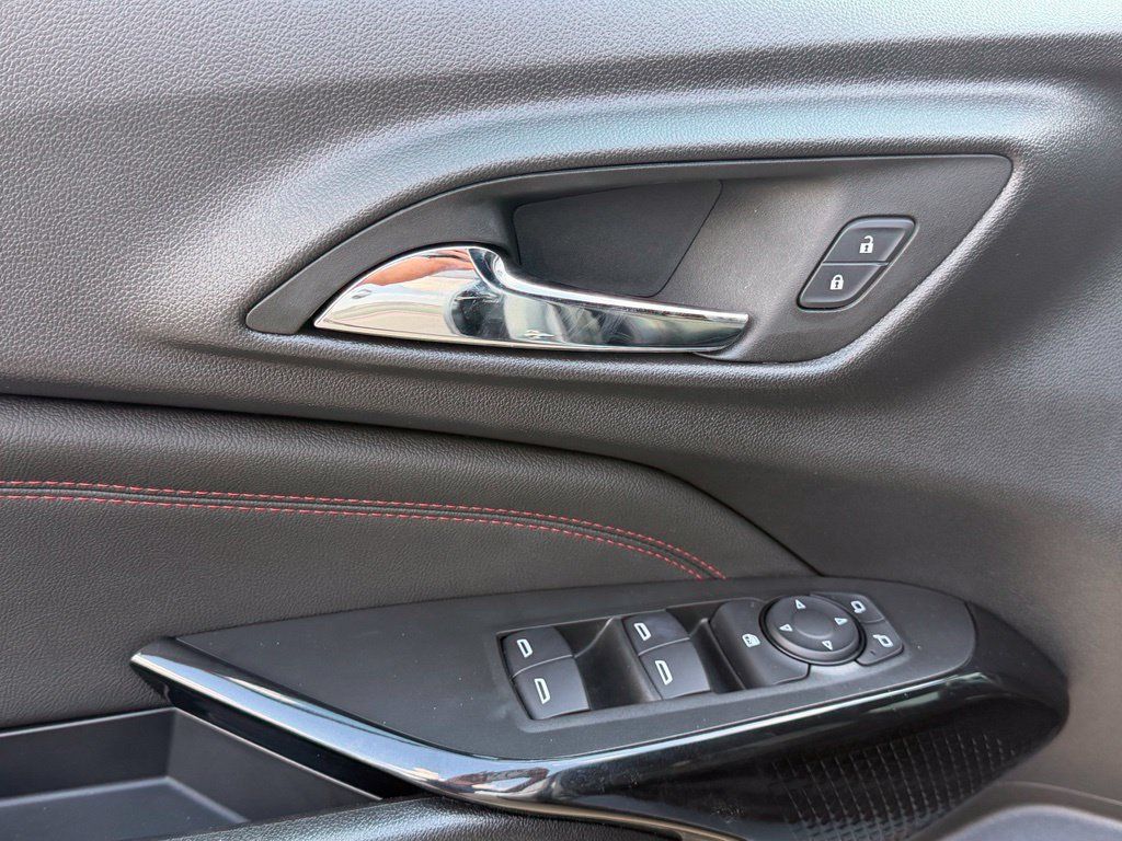 Used 2024 Chevrolet Trax RS w/ Driver Confidence Package FWD image 18