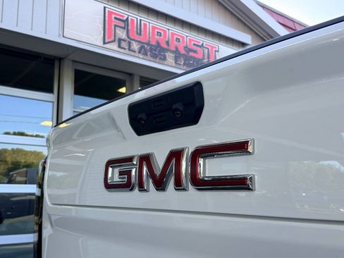 Used 2024 GMC Sierra 2500 AT4X AWD/4WD image 9