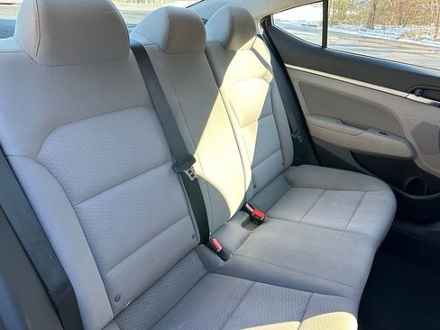 Used 2020 Hyundai Elantra SEL image 27