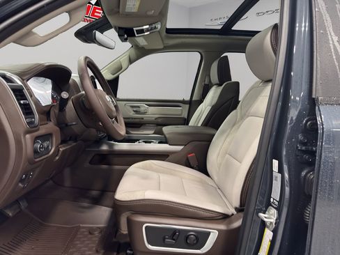 New 2026 RAM 1500 Laramie w/ Laramie Preferred Package image 4