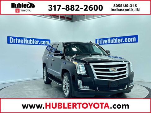 Used 2018 Cadillac Escalade Luxury AWD/4WD image 1