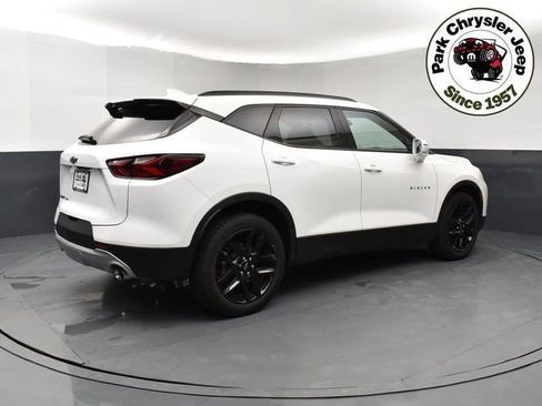 Used 2019 Chevrolet Blazer LT image 6