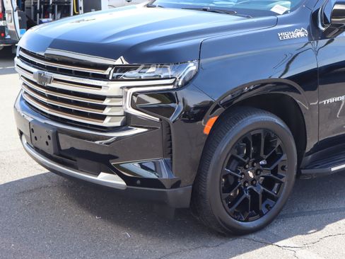 Used 2022 Chevrolet Tahoe High Country AWD/4WD image 6