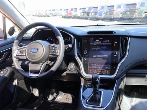 Used 2025 Subaru Outback Limited image 14