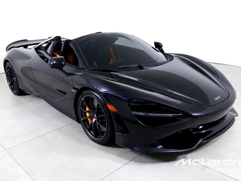 Used 2024 McLaren 750S Spider RWD image 4