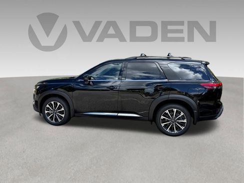 New 2026 Nissan Pathfinder Platinum w/ Accent Package FWD image 31