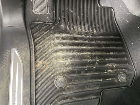 Used 2024 GMC Sierra 2500 SLE w/ SLE Convenience Package image 32