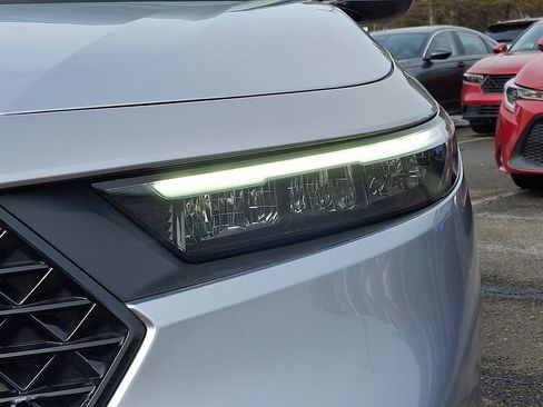 Used 2024 Honda Accord EX image 9