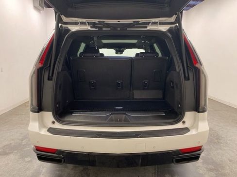 Used 2022 Cadillac Escalade Sport w/ Touring Package image 29