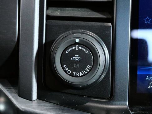 Certified 2022 Ford F150 Lariat w/ Equipment Group 501A Mid AWD/4WD image 26