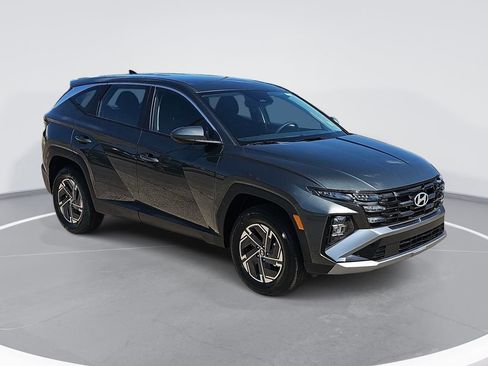 New 2026 Hyundai Tucson Blue SE AWD/4WD image 3