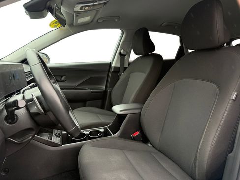 Used 2024 Hyundai Kona SEL w/ Convenience Package image 9