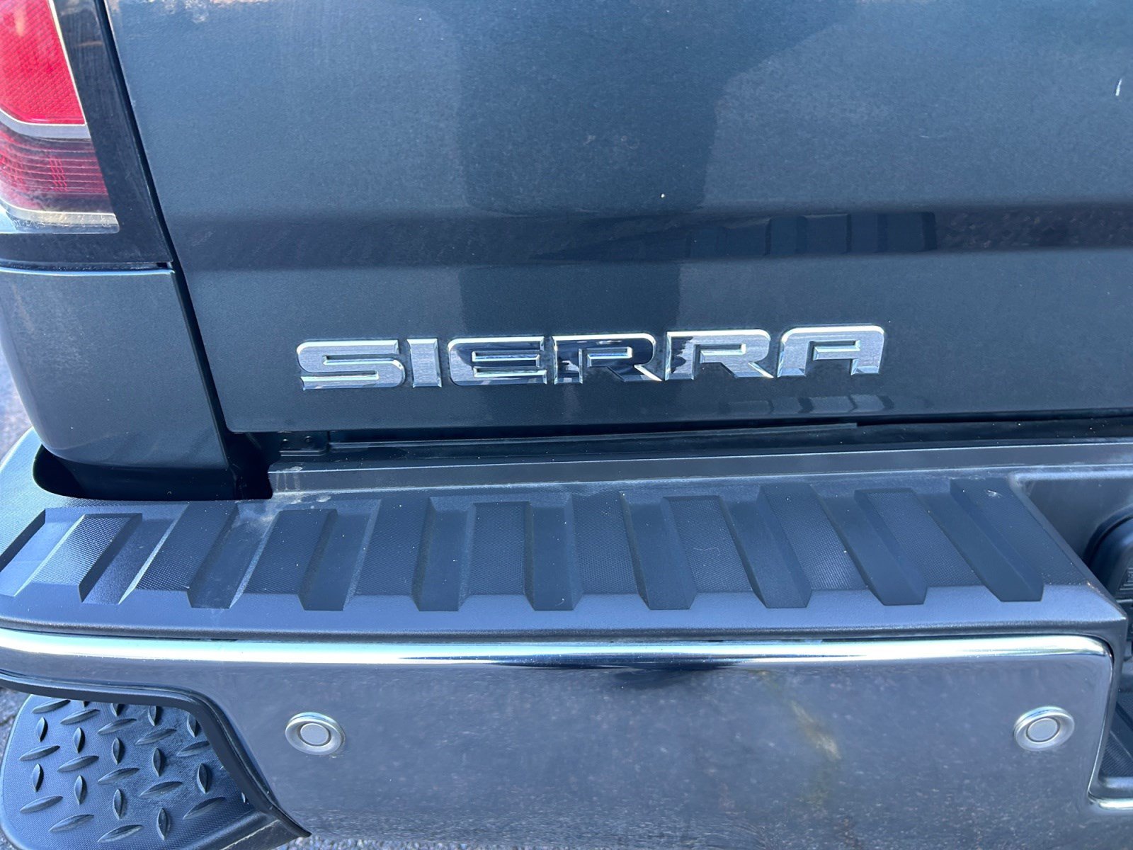 Used 2018 GMC Sierra 1500 SLT AWD/4WD image 23