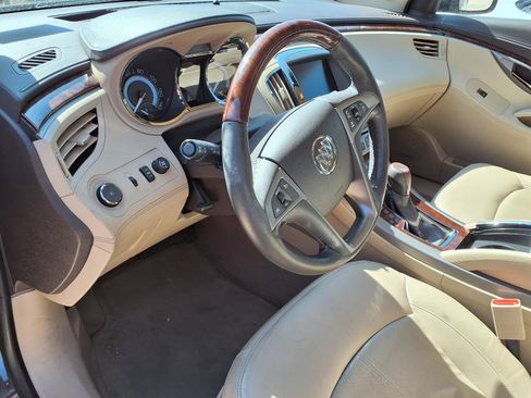Used 2013 Buick LaCrosse Touring FWD image 2