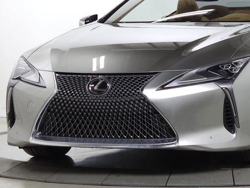 Used 2024 Lexus LC 500 Convertible w/ Touring Package image 4