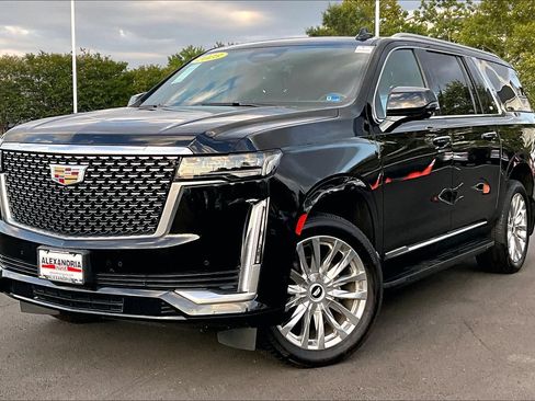 Used 2023 Cadillac Escalade ESV Premium Luxury AWD/4WD image 1