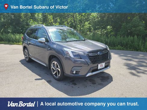 Used 2023 Subaru Forester Touring AWD/4WD image 7