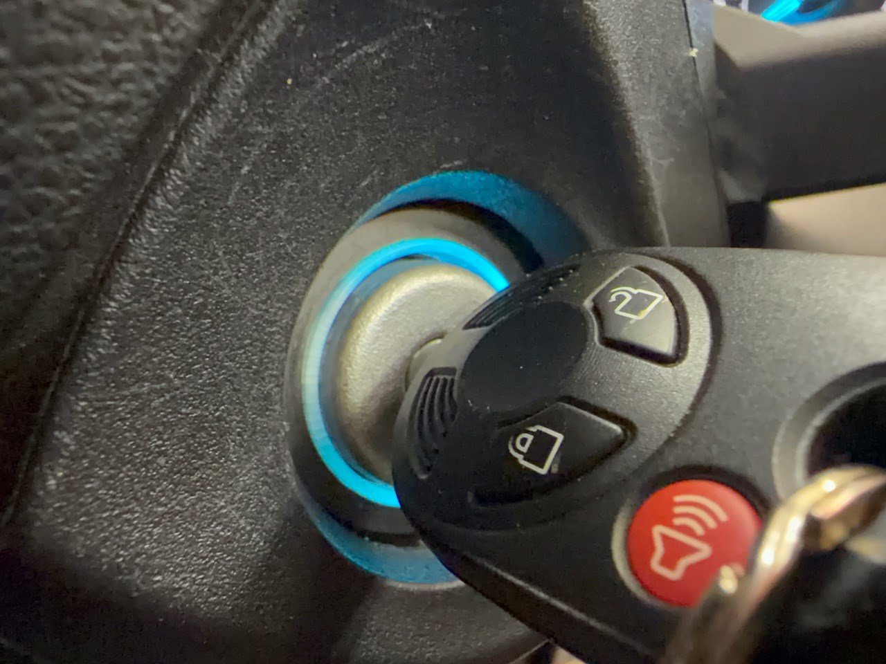 Used 2018 Ford Escape SE FWD image 20