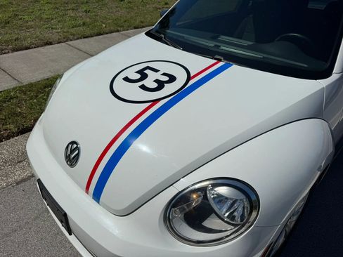 Used 2018 Volkswagen Beetle 2.0T S image 12