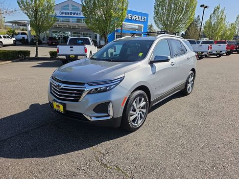 Certified 2024 Chevrolet Equinox Premier AWD/4WD image 2