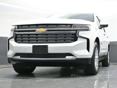 Used 2023 Chevrolet Tahoe Premier AWD/4WD image 48