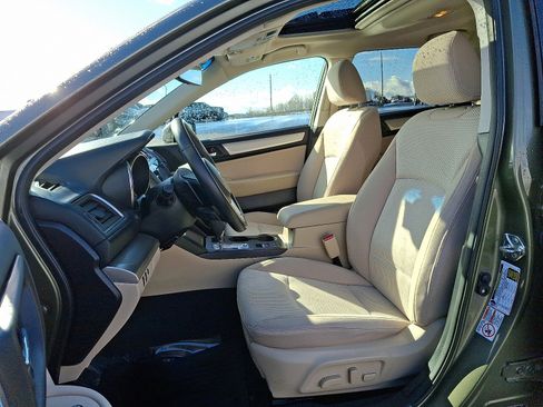 Used 2017 Subaru Outback 2.5i Premium image 13