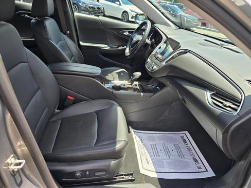 Used 2023 Chevrolet Malibu LT w/ Redline Edition FWD image 13