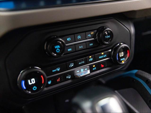 Used 2024 Ford Bronco Wildtrak AWD/4WD image 30