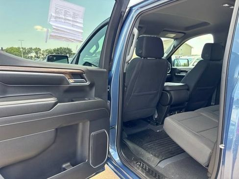 Used 2024 Chevrolet Silverado 1500 LT AWD/4WD image 28